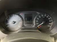 Nissan NP300 Doble Cabina 2020 4p SE L4/2.5 Man A/A Paq. Seg. 2020 Nissan NP300 Doble Cabina Venta Interiores 2
