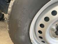 Nissan NP300 Doble Cabina 2020 4p SE L4/2.5 Man A/A Paq. Seg. 2020 Nissan NP300 Doble Cabina Venta Llantas 5