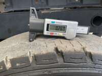Nissan NP300 Doble Cabina 2020 4p SE L4/2.5 Man A/A Paq. Seg. 2020 Nissan NP300 Doble Cabina Venta Llantas 6