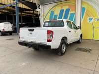 Nissan NP300 Doble Cabina 2019 4p SE L4/2.5 Man A/A Paq. Seg. 2019 Nissan NP300 Doble Cabina Venta Exteriores 5