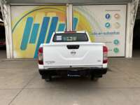 Nissan NP300 Doble Cabina 2019 4p SE L4/2.5 Man A/A Paq. Seg. 2019 Nissan NP300 Doble Cabina Venta Exteriores 6