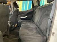 Nissan NP300 Doble Cabina 2019 4p SE L4/2.5 Man A/A Paq. Seg. 2019 Nissan NP300 Doble Cabina Venta Interiores 16