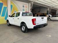 Nissan NP300 Doble Cabina 2019 4p SE L4/2.5 Man A/A Paq. Seg. 2019 Nissan NP300 Doble Cabina Venta Exteriores 7