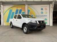 Nissan NP300 Doble Cabina 2019 4p SE L4/2.5 Man A/A Paq. Seg. 2019 Nissan NP300 Doble Cabina Venta Exteriores 3