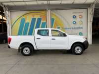 Nissan NP300 Doble Cabina 2019 4p SE L4/2.5 Man A/A Paq. Seg. 2019 Nissan NP300 Doble Cabina Venta Exteriores 4