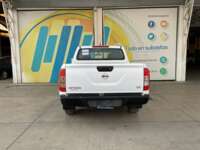 Nissan NP300 Doble Cabina 2019 4p SE L4/2.5 Man A/A Paq. Seg. 2019 Nissan NP300 Doble Cabina Venta Exteriores 6