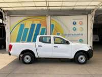 Nissan NP300 Doble Cabina 2019 4p SE L4/2.5 Man A/A Paq. Seg. 2019 Nissan NP300 Doble Cabina Venta Exteriores 4
