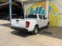 Nissan NP300 Doble Cabina 2019 4p SE L4/2.5 Man A/A Paq. Seg. 2019 Nissan NP300 Doble Cabina Venta Exteriores 5
