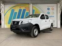 Nissan NP300 Doble Cabina 2019 4p SE L4/2.5 Man A/A Paq. Seg. 2019 Nissan NP300 Doble Cabina Venta Exteriores 1