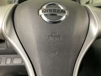 Nissan NP300 Doble Cabina 2019 4p SE L4/2.5 Man A/A Paq. Seg. 2019 Nissan NP300 Doble Cabina Venta Interiores 10
