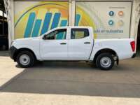 Nissan NP300 Doble Cabina 2019 4p SE L4/2.5 Man A/A Paq. Seg. 2019 Nissan NP300 Doble Cabina Venta Exteriores 8
