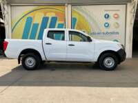 Nissan NP300 Doble Cabina 2019 4p SE L4/2.5 Man A/A Paq. Seg. 2019 Nissan NP300 Doble Cabina Venta Exteriores 4