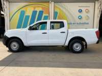 Nissan NP300 Doble Cabina 2019 4p SE L4/2.5 Man A/A Paq. Seg. 2019 Nissan NP300 Doble Cabina Venta Exteriores 8