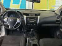 Nissan NP300 Doble Cabina 2019 4p SE L4/2.5 Man A/A Paq. Seg. 2019 Nissan NP300 Doble Cabina Venta Interiores 4