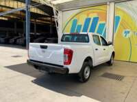 Nissan NP300 Doble Cabina 2019 4p SE L4/2.5 Man A/A Paq. Seg. 2019 Nissan NP300 Doble Cabina Venta Exteriores 5