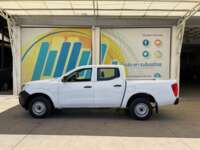 Nissan NP300 Doble Cabina 2019 4p SE L4/2.5 Man A/A Paq. Seg. 2019 Nissan NP300 Doble Cabina Venta Exteriores 8
