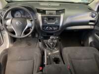 Nissan NP300 Doble Cabina 2019 4p SE L4/2.5 Man A/A Paq. Seg. 2019 Nissan NP300 Doble Cabina Venta Interiores 4