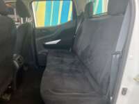 Nissan NP300 Doble Cabina 2019 4p SE L4/2.5 Man A/A Paq. Seg. 2019 Nissan NP300 Doble Cabina Venta Interiores 16