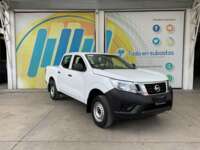 Nissan NP300 Doble Cabina 2019 4p SE L4/2.5 Man A/A Paq. Seg. 2019 Nissan NP300 Doble Cabina Venta Exteriores 3