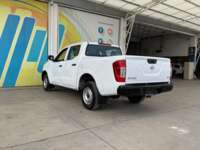Nissan NP300 Doble Cabina 2019 4p SE L4/2.5 Man A/A Paq. Seg. 2019 Nissan NP300 Doble Cabina Venta Exteriores 7