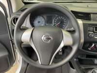 Nissan NP300 Doble Cabina 2019 4p SE L4/2.5 Man A/A Paq. Seg. 2019 Nissan NP300 Doble Cabina Venta Interiores 1