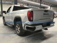 GMC Sierra 2021 5p SLE Cabina Regular V8/5.3 Aut 4WD 35B0959A-3BA2-4650-AC6B-5538E2E986CF