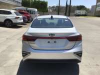 Kia Forte 2019 4p L L4/2.0 IVT 2019 Kia Forte Venta Exteriores 6