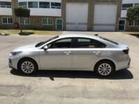 Kia Forte 2019 4p L L4/2.0 IVT 2019 Kia Forte Venta Exteriores 8