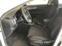 Kia Forte 2019 4p L L4/2.0 IVT 2019 Kia Forte Venta Interiores 13