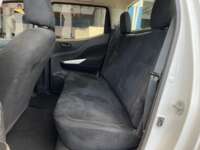 Nissan NP300 Frontier 2019 4p LE L4/2.5 Man 2019 Nissan NP300 Frontier Venta Interiores 16