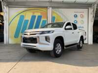 Mitsubishi L200 2020 4p Doble Cabina L4/2.5/T Diesel Man 4X4 2020 Mitsubishi L200 Venta Exteriores 1