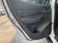 Mitsubishi L200 2020 4p Doble Cabina L4/2.5/T Diesel Man 4X4 2020 Mitsubishi L200 Venta Interiores 17