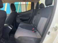 Mitsubishi L200 2020 4p Doble Cabina L4/2.5/T Diesel Man 4X4 2020 Mitsubishi L200 Venta Interiores 18