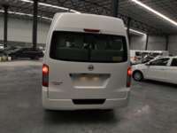 Nissan Urvan Pasajeros 2022 4p Amplia L4/2.5 Man 15/Pas Paq. Seg.    2022 Nissan Urvan Pasajeros Venta Exteriores 6