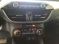 Ford Escape 2020 5p SE Sport Híbrido L4/2.5 Aut 2020 Ford Escape Venta Interiores 4