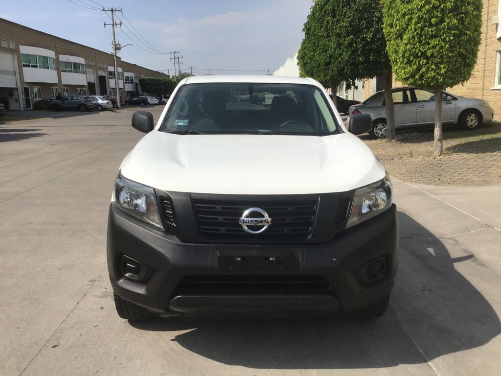 Nissan NP300 Doble Cabina 2020  2020 Nissan NP300 Doble Cabina Venta Exteriores 2