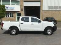 Nissan NP300 Doble Cabina 2020  2020 Nissan NP300 Doble Cabina Venta Exteriores 4