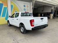 Nissan NP300 Doble Cabina 2019 4p SE L4/2.5 Man A/A Paq. Seg. 2019 Nissan NP300 Doble Cabina Venta Exteriores 7