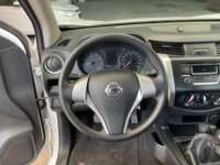 Nissan NP300 Doble Cabina 2019 4p SE L4/2.5 Man A/A Paq. Seg. 2019 Nissan NP300 Doble Cabina Venta Interiores 1