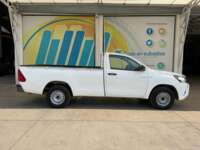 Toyota Hilux 2019 2p Cabina Sencilla L4/2.7 Man 2019 Toyota Hilux Venta Exteriores 4
