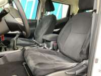 Nissan NP300 Frontier 2019 4p LE L4/2.5 Man 2019 Nissan NP300 Frontier Venta Interiores 14