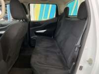 Nissan NP300 Frontier 2019 4p LE L4/2.5 Man 2019 Nissan NP300 Frontier Venta Interiores 16