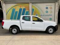 Nissan NP300 Doble Cabina 2019 4p SE L4/2.5 Man A/A Paq. Seg. 2019 Nissan NP300 Doble Cabina Venta Exteriores 4