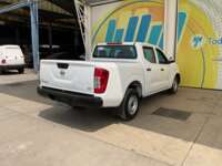 Nissan NP300 Doble Cabina 2019 4p SE L4/2.5 Man A/A Paq. Seg. 2019 Nissan NP300 Doble Cabina Venta Exteriores 5