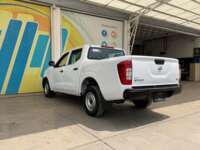 Nissan NP300 Doble Cabina 2019 4p SE L4/2.5 Man A/A Paq. Seg. 2019 Nissan NP300 Doble Cabina Venta Exteriores 7
