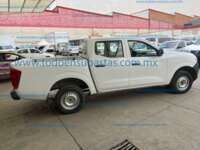 Nissan NP300 Frontier 2019 4p LE L4/2.5 Man IMG_6457