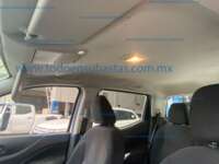 Nissan NP300 Frontier 2019 4p LE L4/2.5 Man IMG_6469