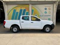 Nissan NP300 Frontier 2019 4p LE L4/2.5 Man 2019 Nissan NP300 Frontier Venta Exteriores 4