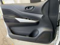 Nissan NP300 Frontier 2019 4p LE L4/2.5 Man 2019 Nissan NP300 Frontier Venta Interiores 13