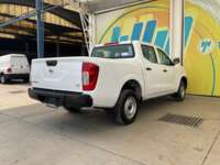 Nissan NP300 Doble Cabina 2019 4p SE L4/2.5 Man A/A Paq. Seg. 2019 Nissan NP300 Doble Cabina Venta Exteriores 5